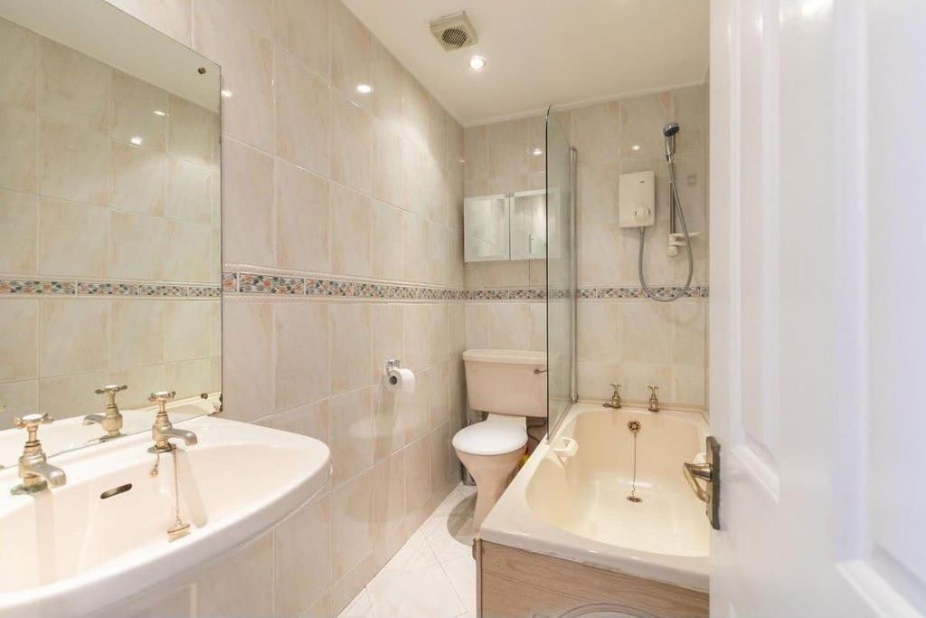 Stylish 1 Bedroom Apartment EDI Exterior foto